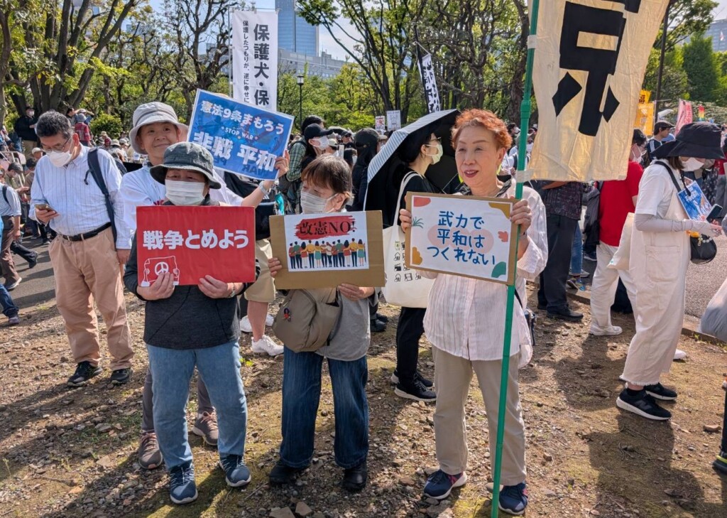 国会正門前集会