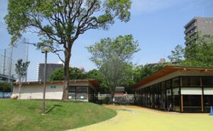 子どもの広場を子どもたちに