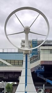葛西駅の風車
